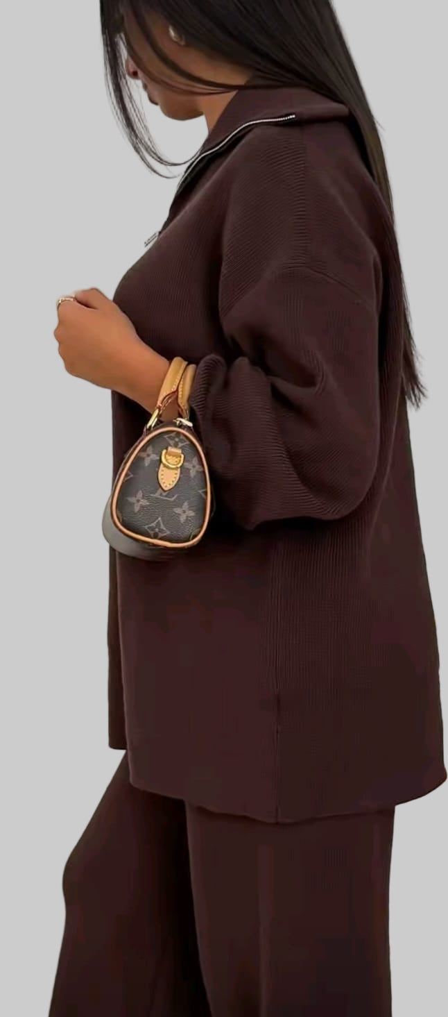 Ensemble 2 pièces en laine pull à col zippé.