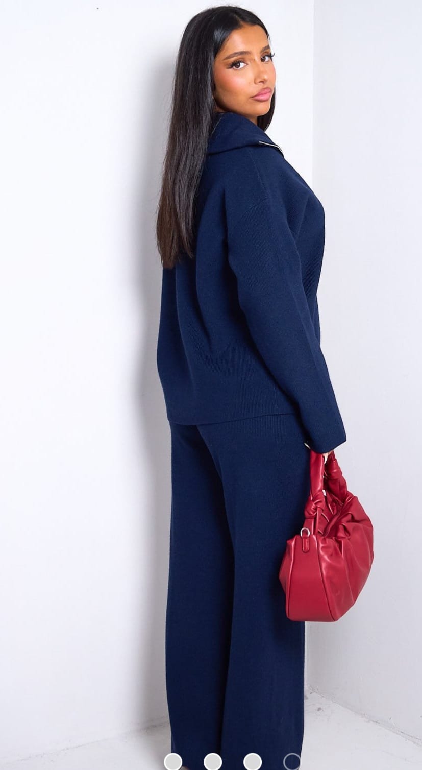 Ensemble 2 pièces en laine pull à col zippé.